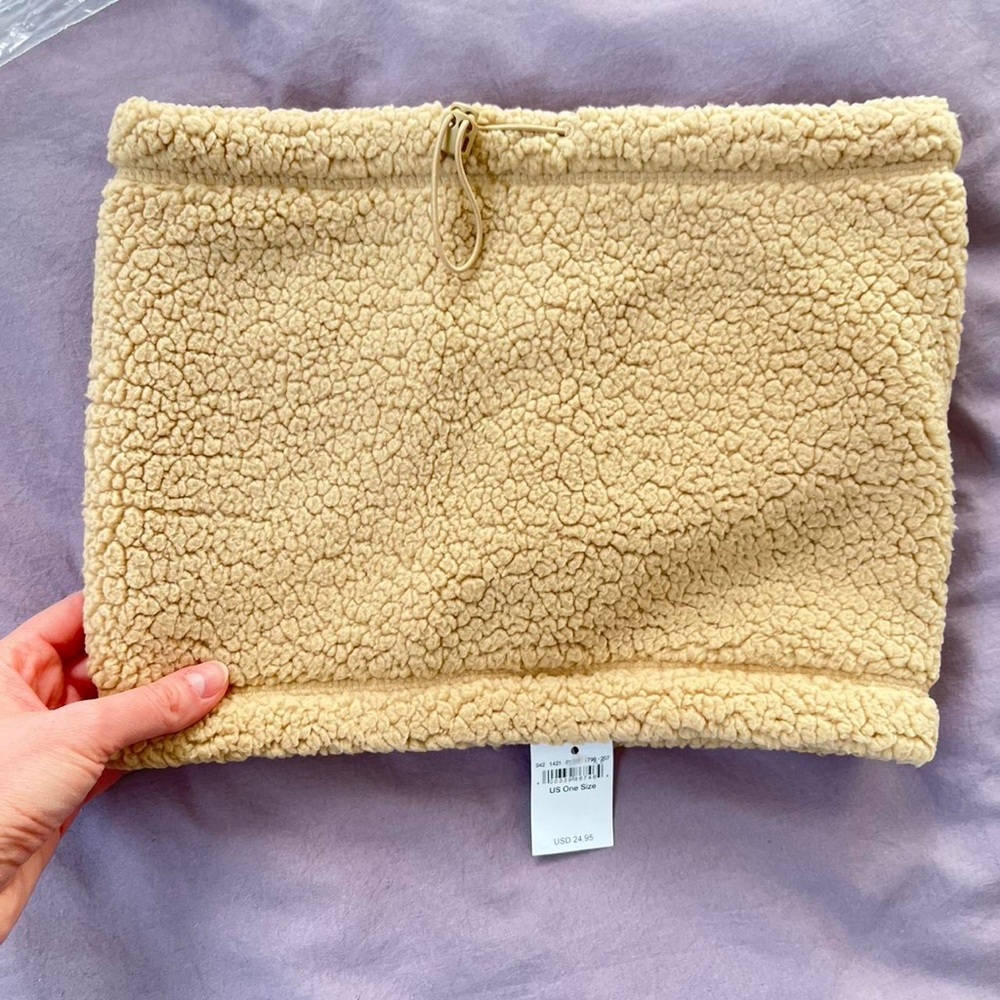 AEO Snood (scarf/balaclava) - BNWT